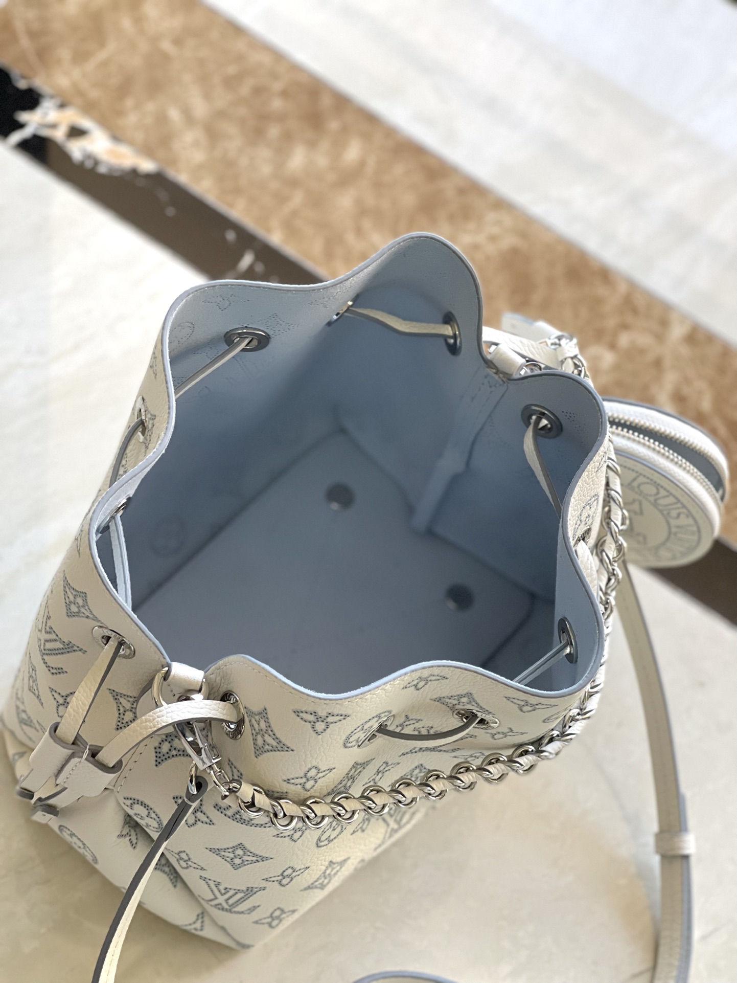 Bagsaaa M11736 Bella Bucket Bag White/Blue - 19 x 22 x 14 cm