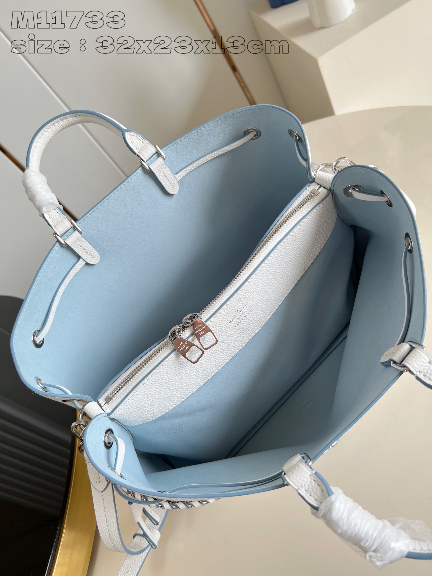 Bagsaaa L0vis Vvtt0n M11733 Bella Tote Bag White/Blue - 32 x 23 x 13 cm