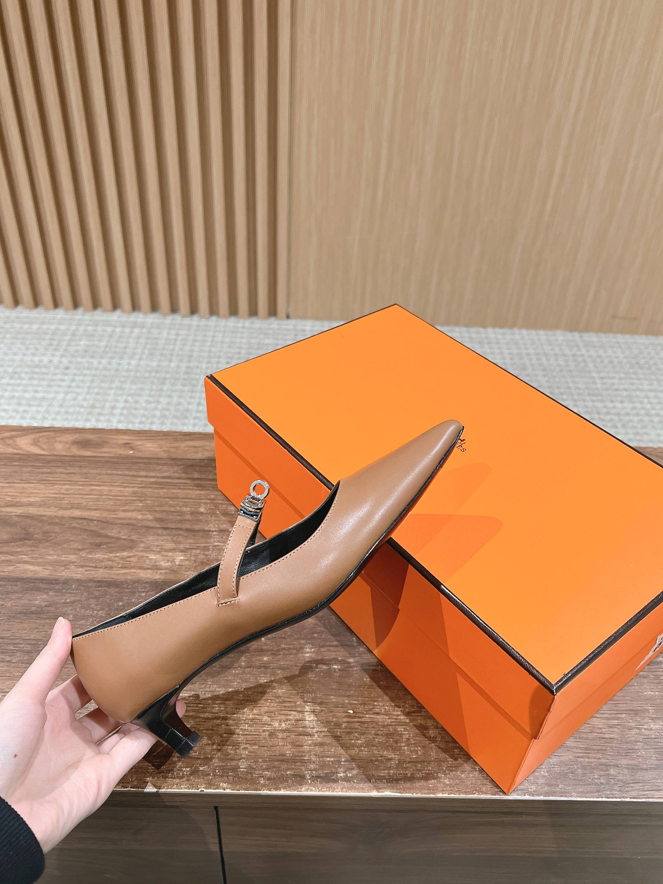 Bagsaaa H**me5 Kiara 40 pump brown