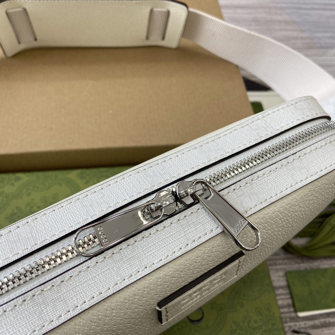 Bagsaaa Gvc*1 Small GG Crossbody Bag With Tag 795465 White - 24cm