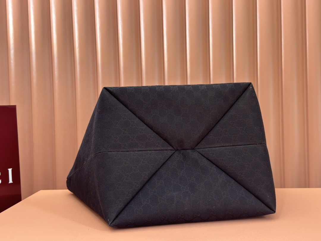 Bagsaaa Gvc*1 Totissima medium tote bag 788203 black - 30cm
