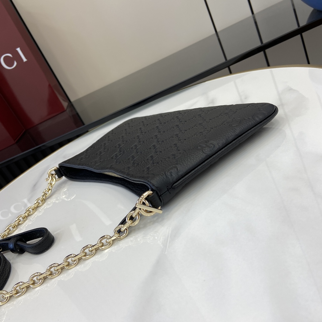 Bagsaaa Gvc*1 GG Emblem medium shoulder bag 815277 black - 29.5cm