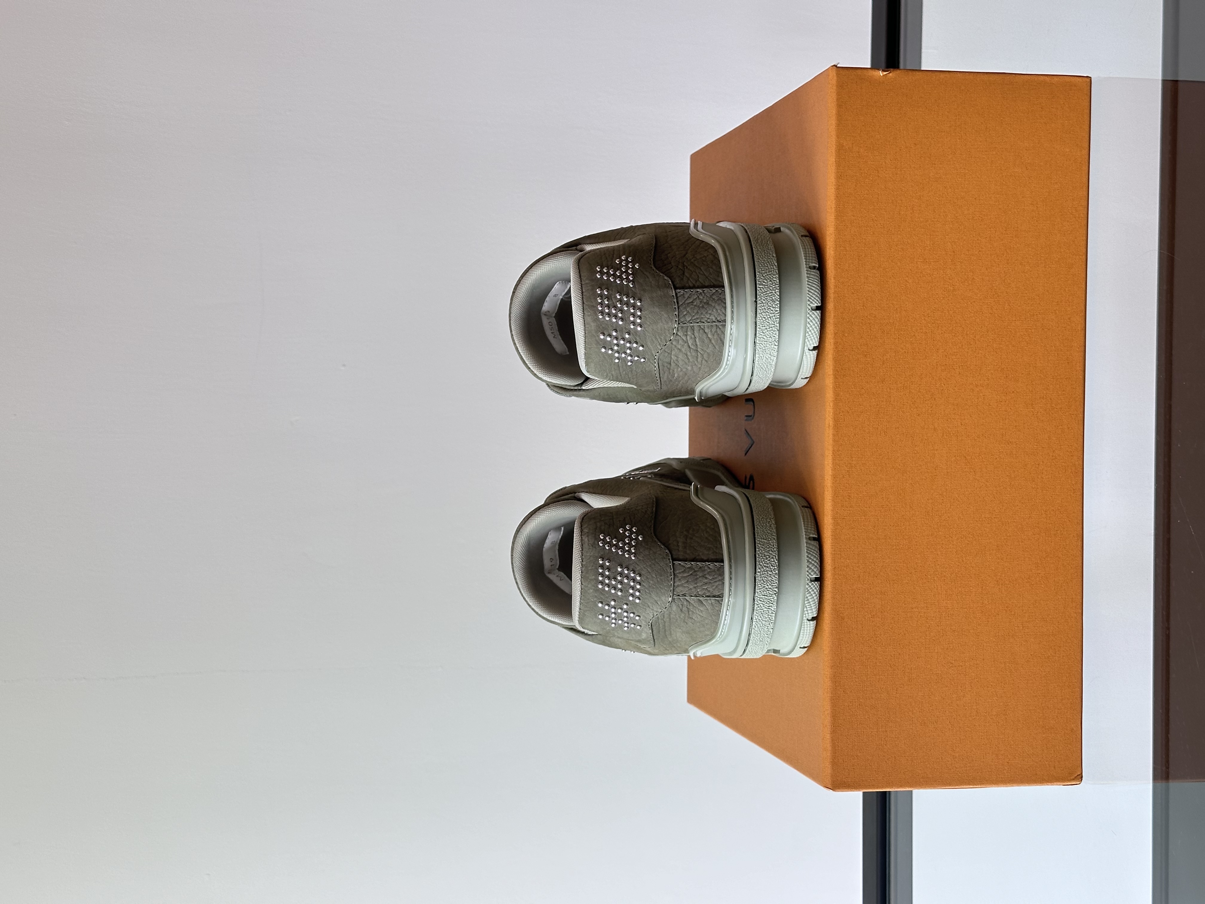 Bagsaaa LV Trainer Sneaker Olive Green