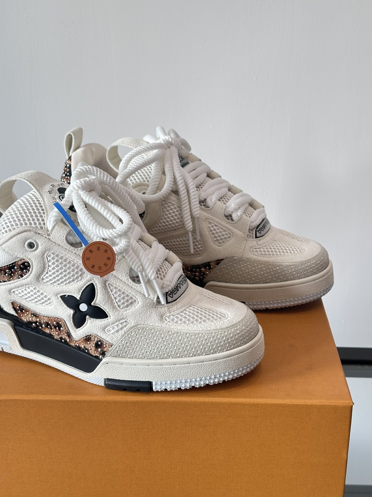 Bagsaaa LV Skate Sneaker