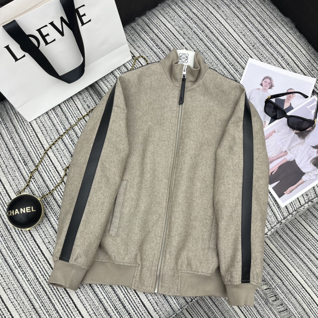 Bagsaaa L0ew* Anagram tracksuit jacket beige