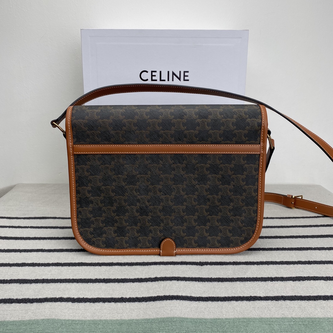 Bagsaaa Ce1i*e Messenger Folco in Triomphe Canvas with Ce1i*e print - 29 x 24 x 9 CM