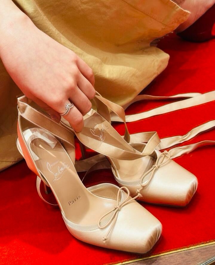 Bagsaaa Chr1st1an Louboutin Cassia Lace Up Nude - 10cm