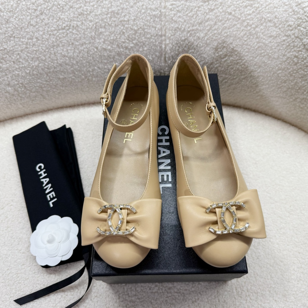 Bagsaaa Ch**el Mary Janes Beige Leather G46022