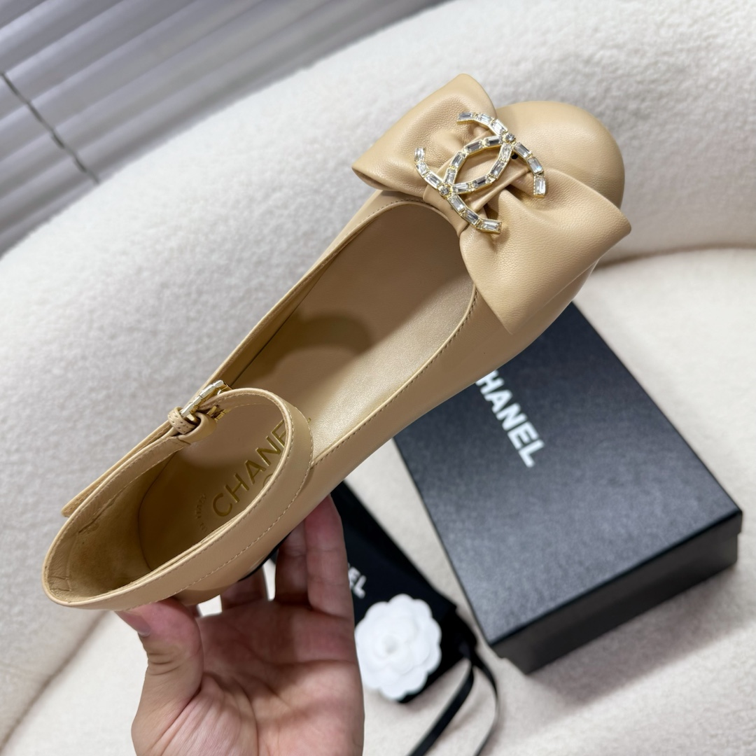 Bagsaaa Ch**el Mary Janes Beige Leather G46022