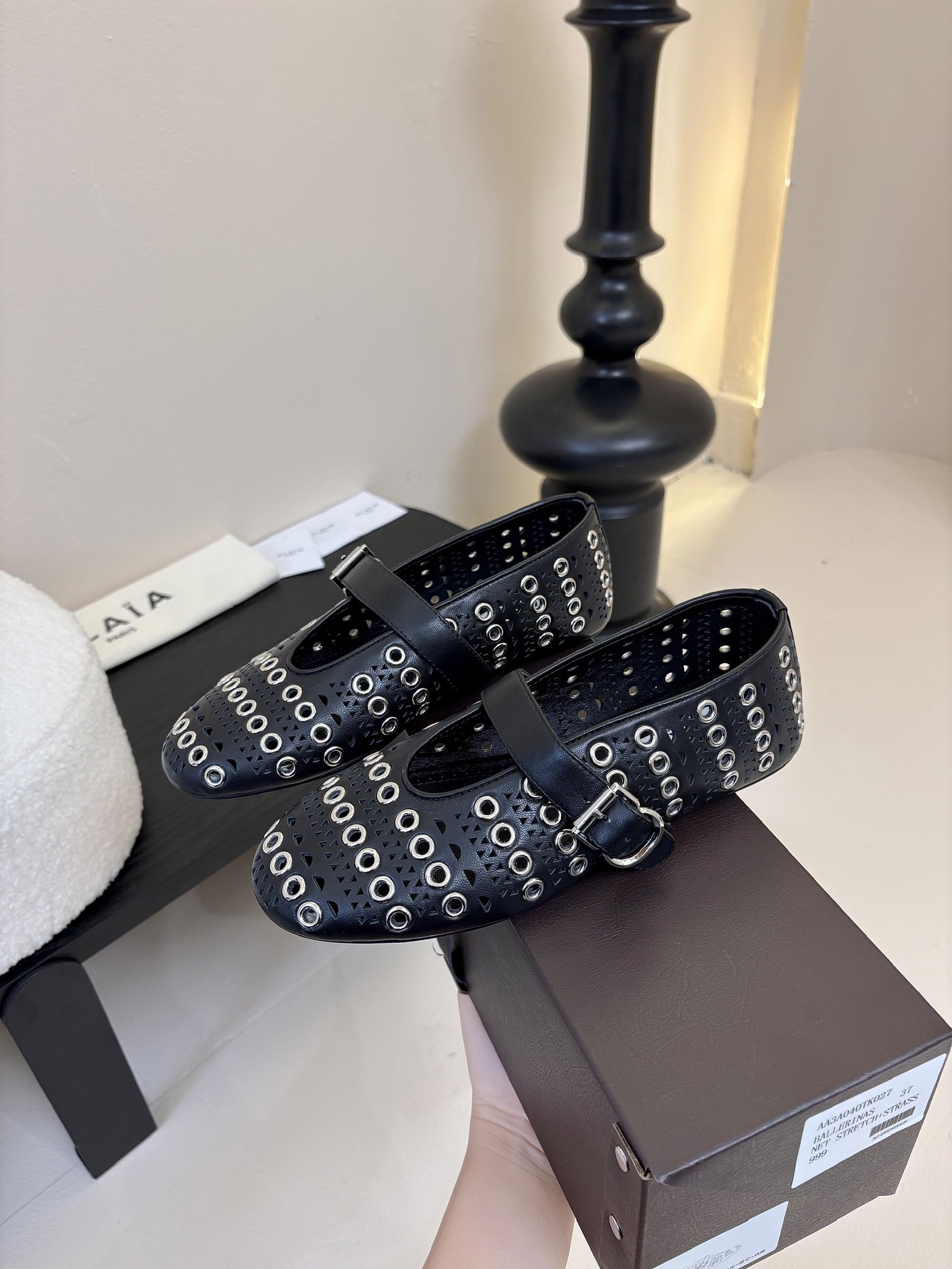 Bagsaaa Alaia Ballet Flats In Vienne Lambskin With Eyelets Black