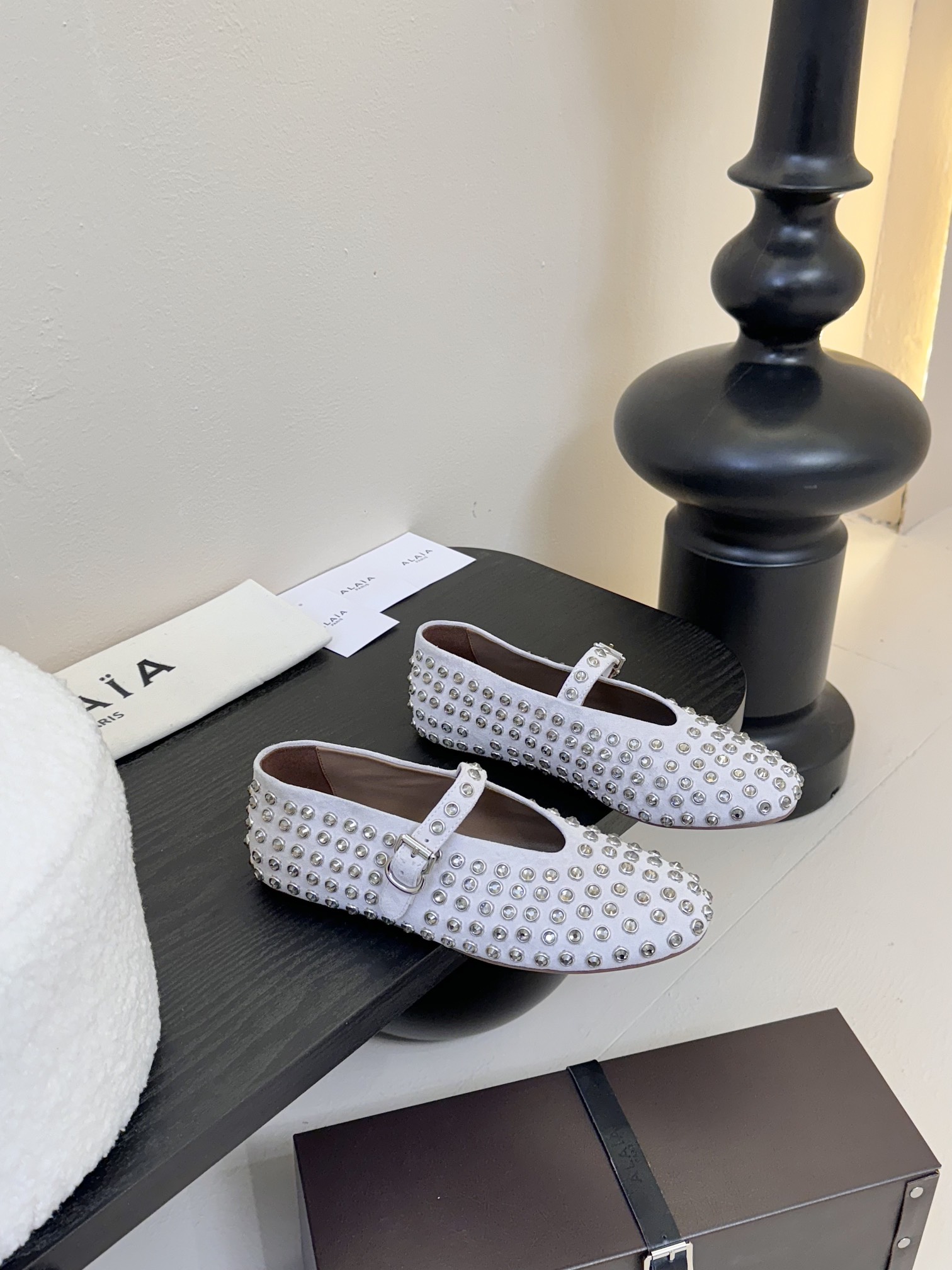 Bagsaaa Alaia Strass Ballet Flats Gray