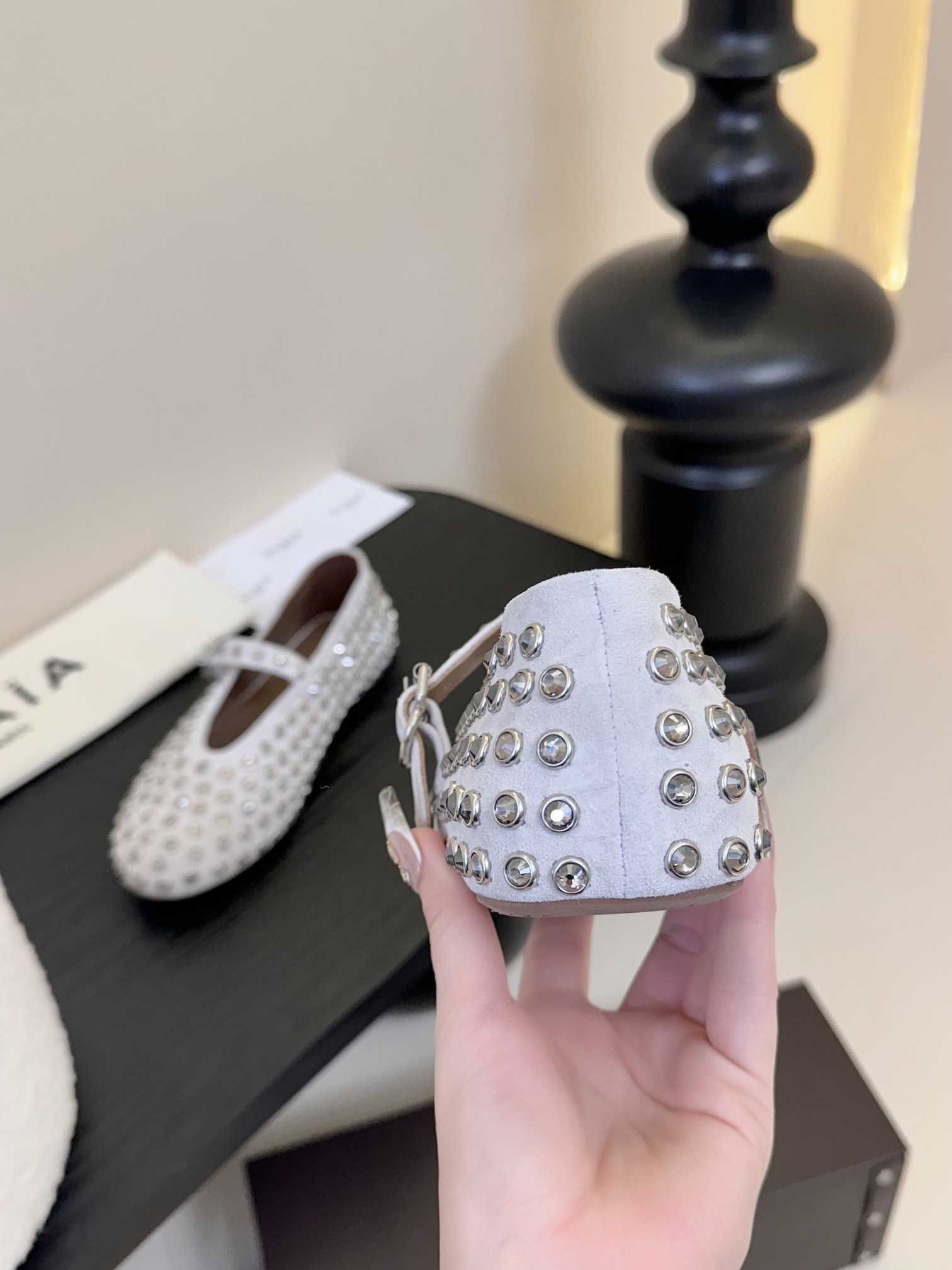 Bagsaaa Alaia Strass Ballet Flats Gray