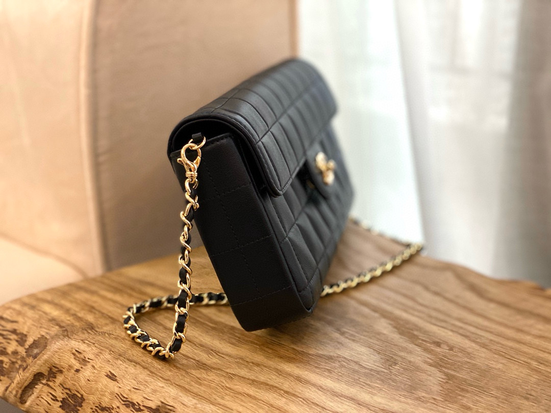Bagsaaa Ch**el Ch**el East West Chocolate Bar Black - 26cm