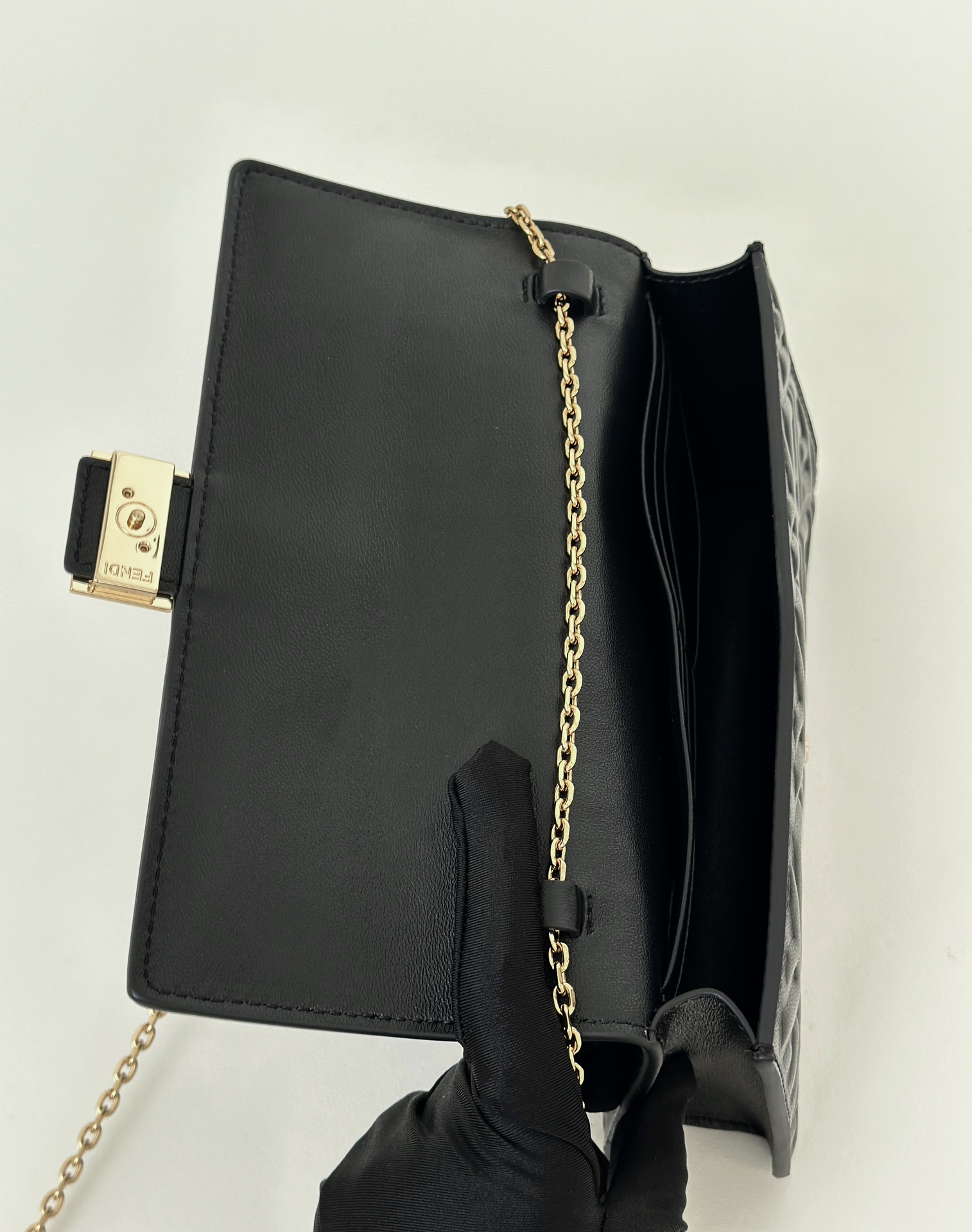 Bagsaaa F**di Wallet On Chain Baguette black nappa leather wallet - 21cm
