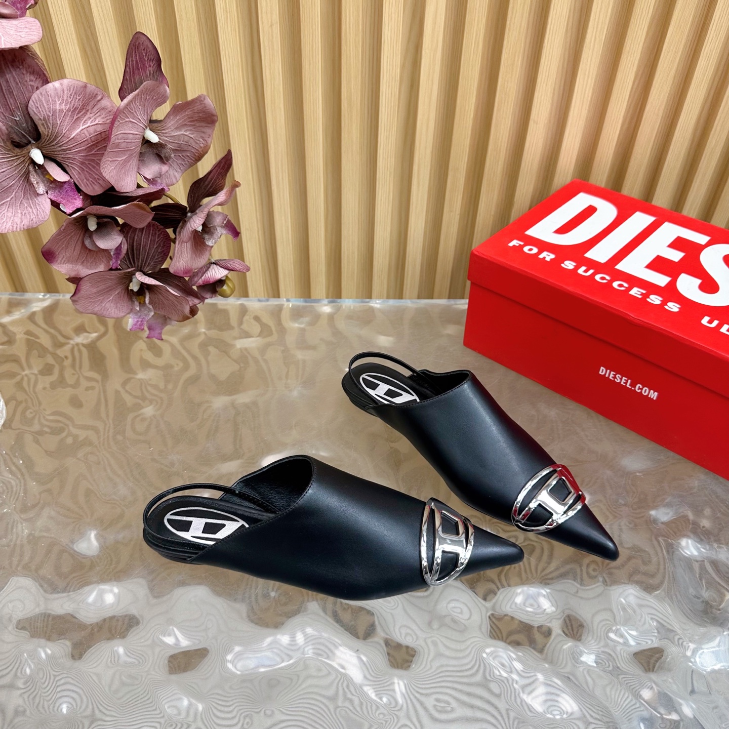 Bagsaaa Diesel D-Venus-Slingback mules in nappa leather black