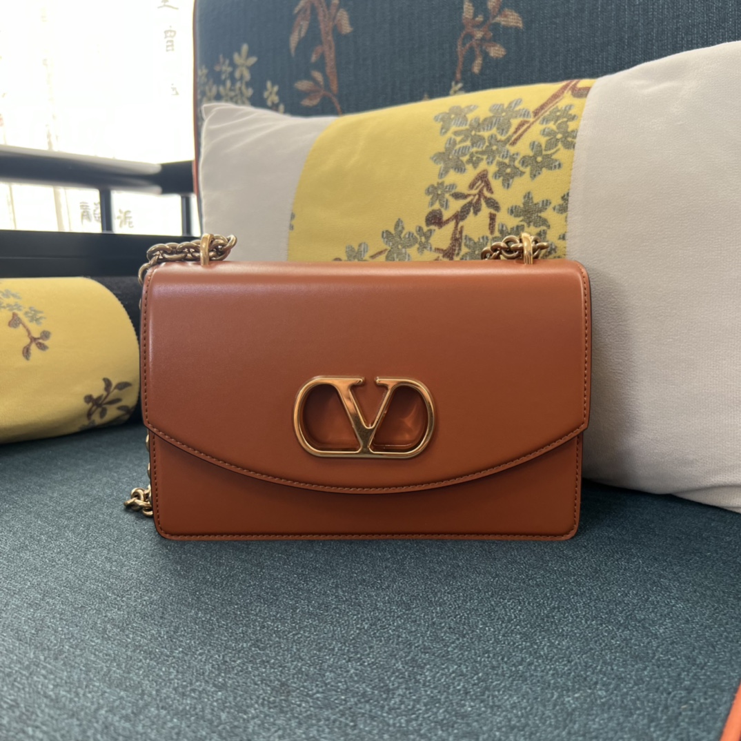 Bagsaaa Va1e*ntin0 Garavani Vain Shoulder Bag Brown - 24cm
