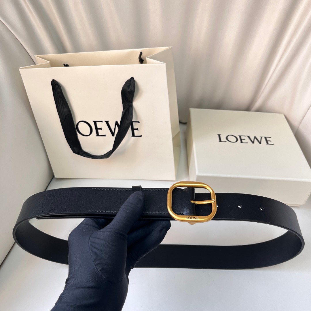 Bagsaaa L0ew* Rounded soft belt in classic calfskin black - 3.5cm