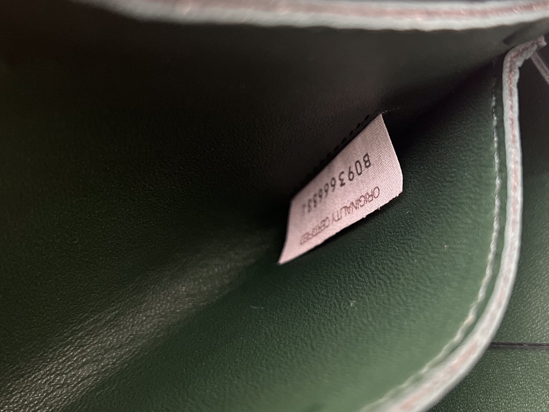 Bagsaaa B0tt*ga Ven*ta Small Cassette 730848 Dark Green - 19cm