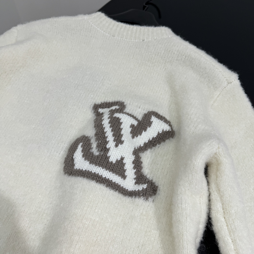Bagsaaa LV Intarsia Crewneck Milky White