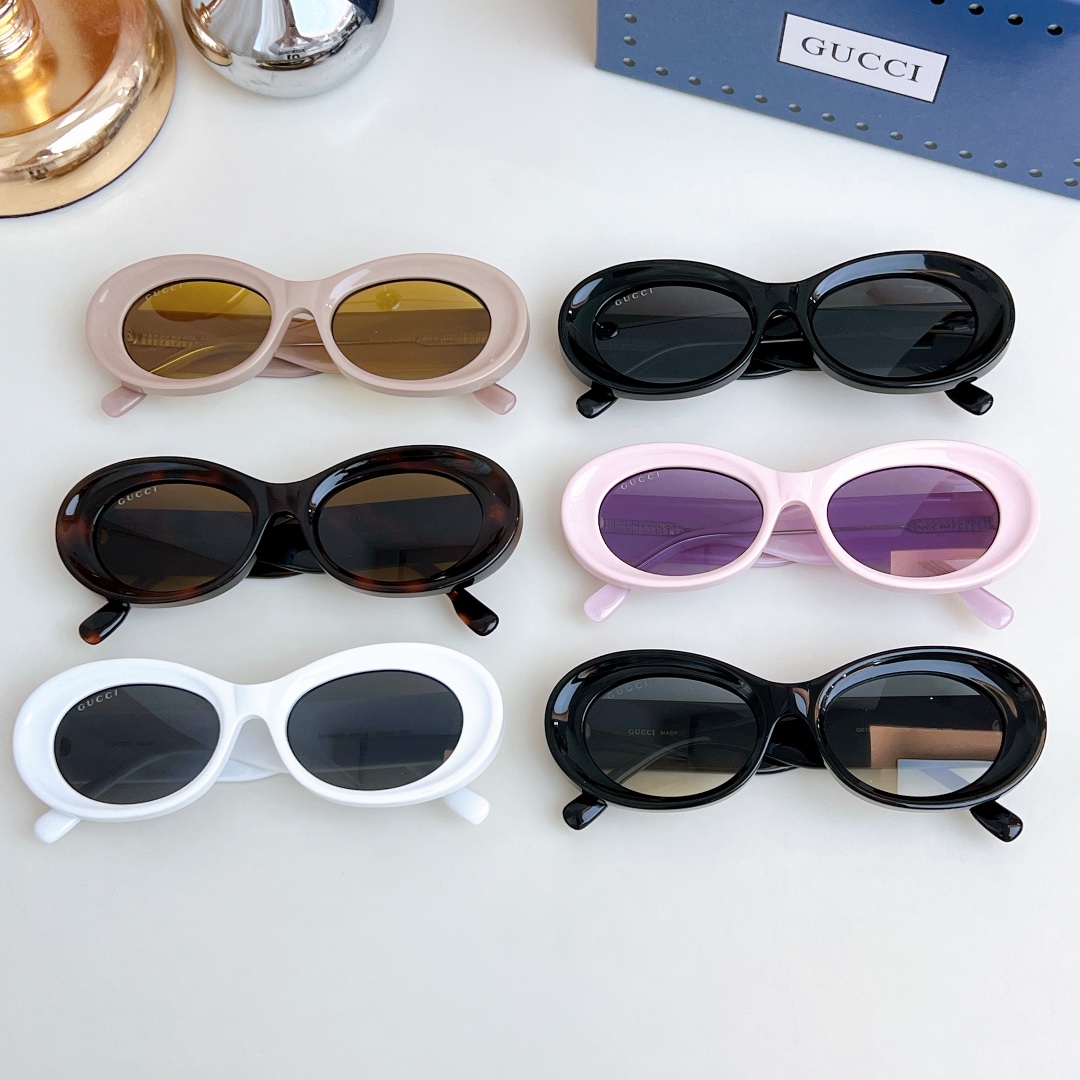 Bagsaaa Gvc*1 Oval-frame sunglasses