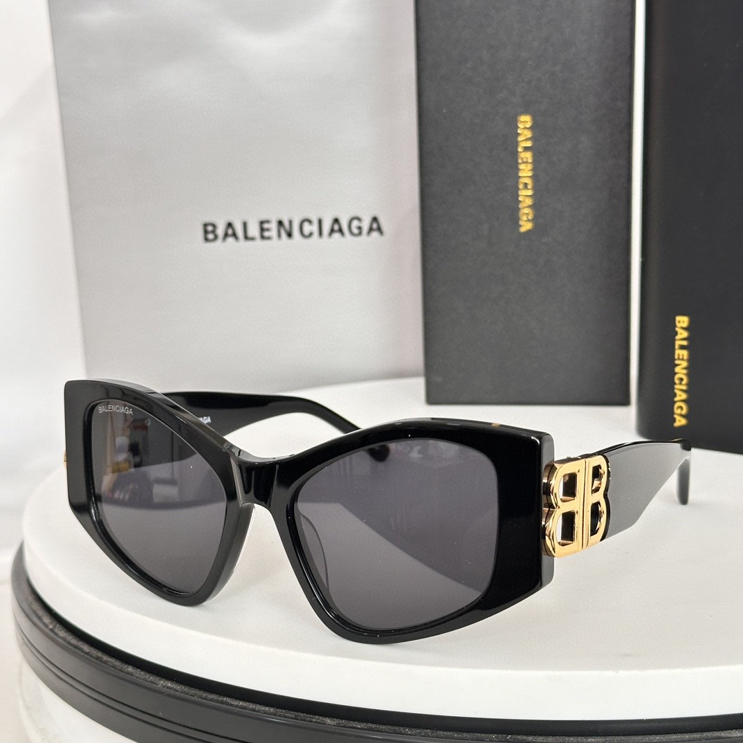 Bagsaaa Ba1en*iaga Women's Dynasty Xl D-frame Sunglasses