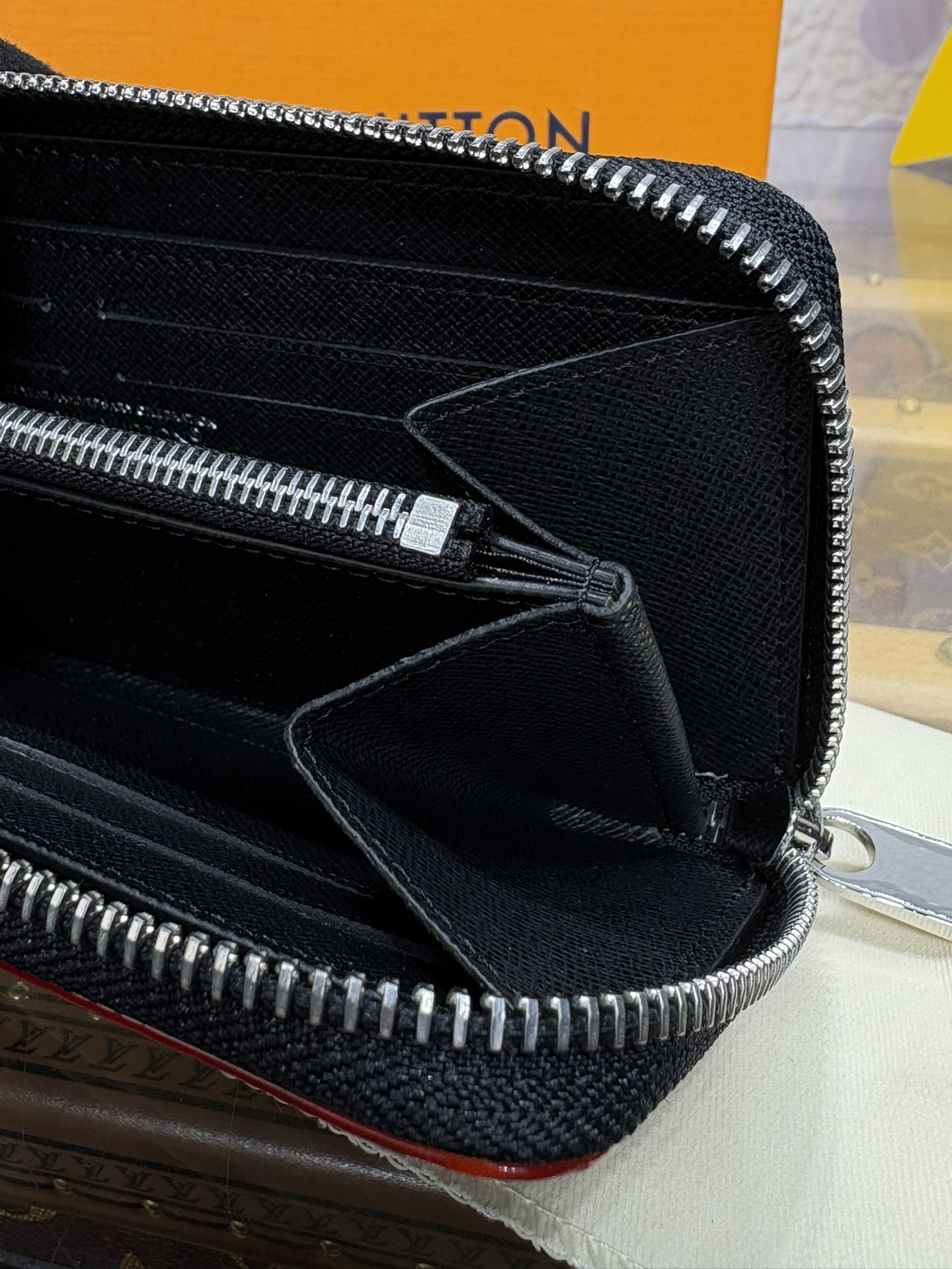 Bagsaaa M13408 LV x TM Clémence Wallet Multicolored - 20cm