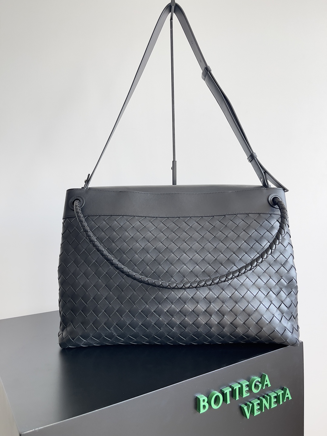 Bagsaaa B0tt*ga Ven*ta Large Andiamo Messenger 805969 Black - 43cm