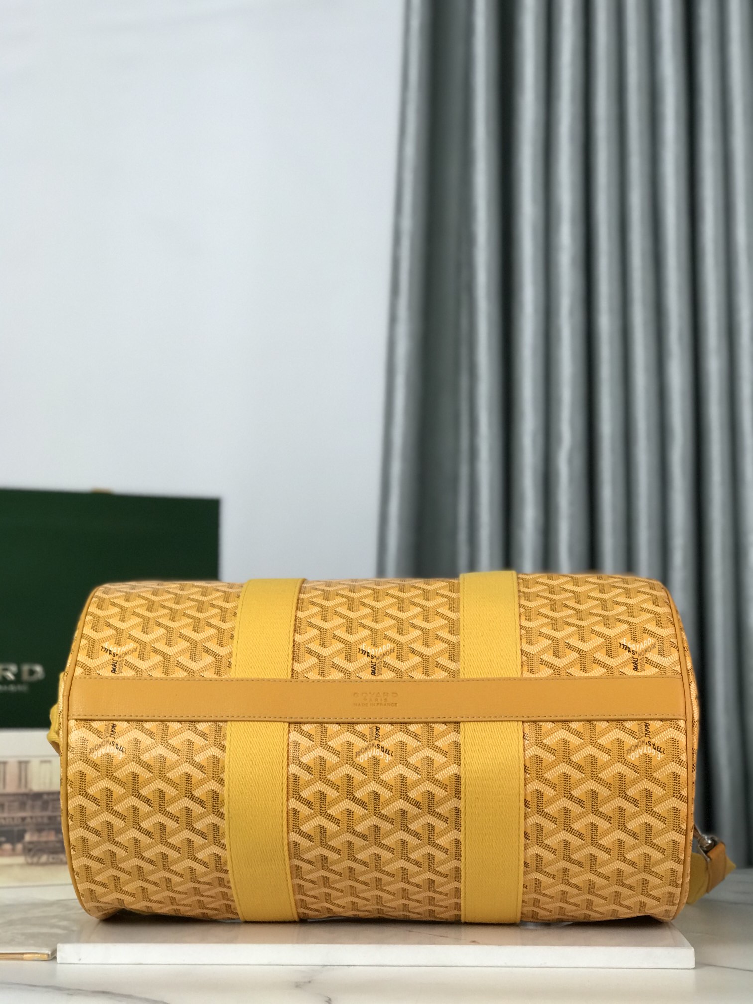 Bagsaaa G09ard Barrel 40 Sports Bag Yellow - 40 cm