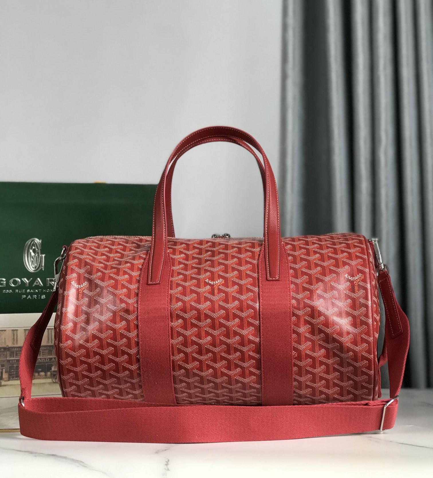 Bagsaaa G09ard Barrel 40 Sports Bag Red - 40 cm