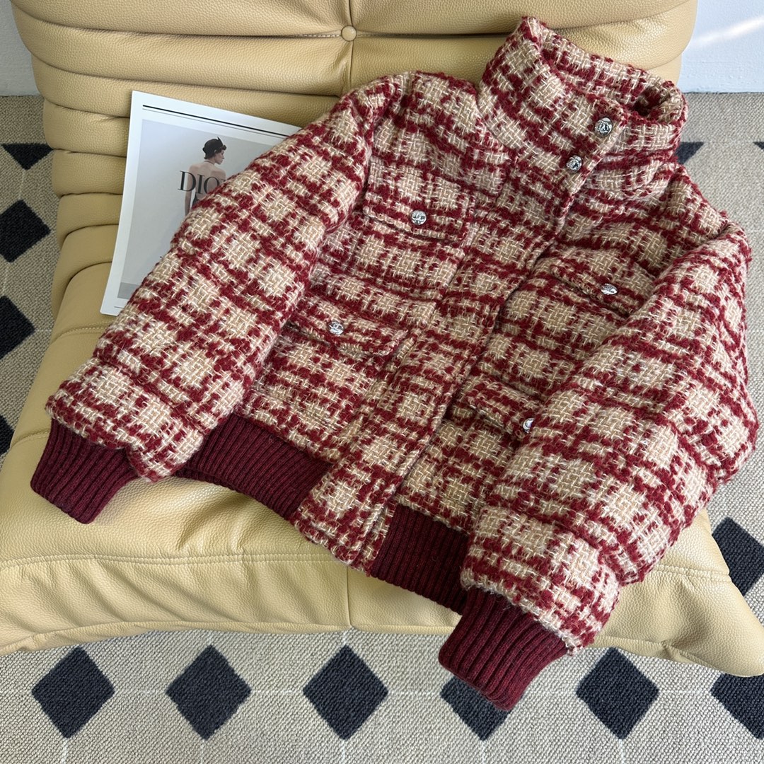 Bagsaaa Ch**el Red & Beige Tweed Jacket