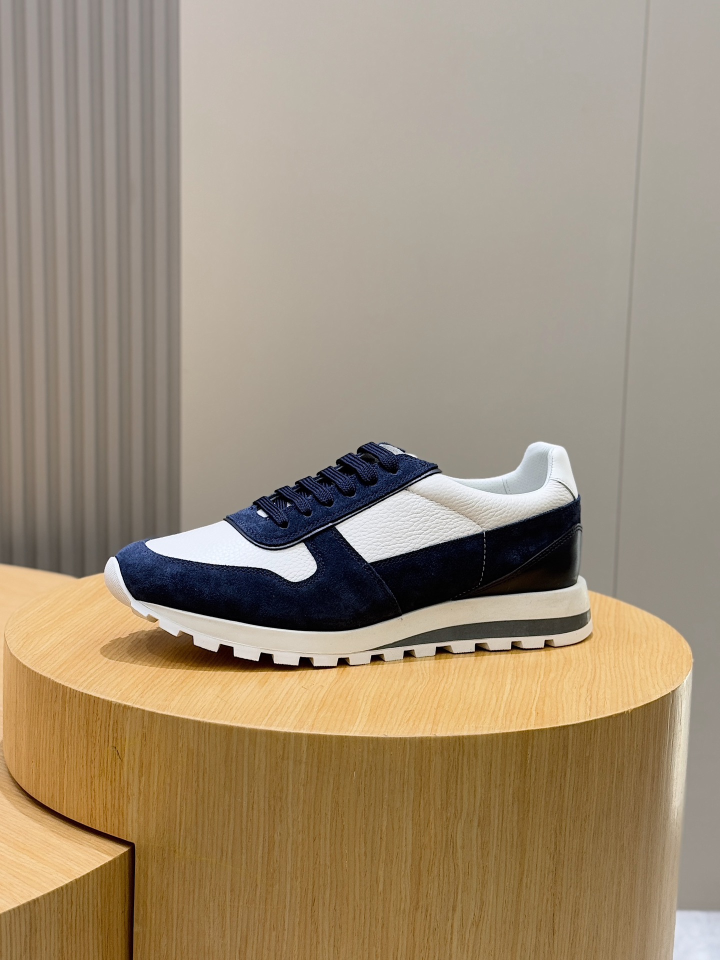 Bagsaaa Brunello Cucinelli Washed suede and calfskin runners blue