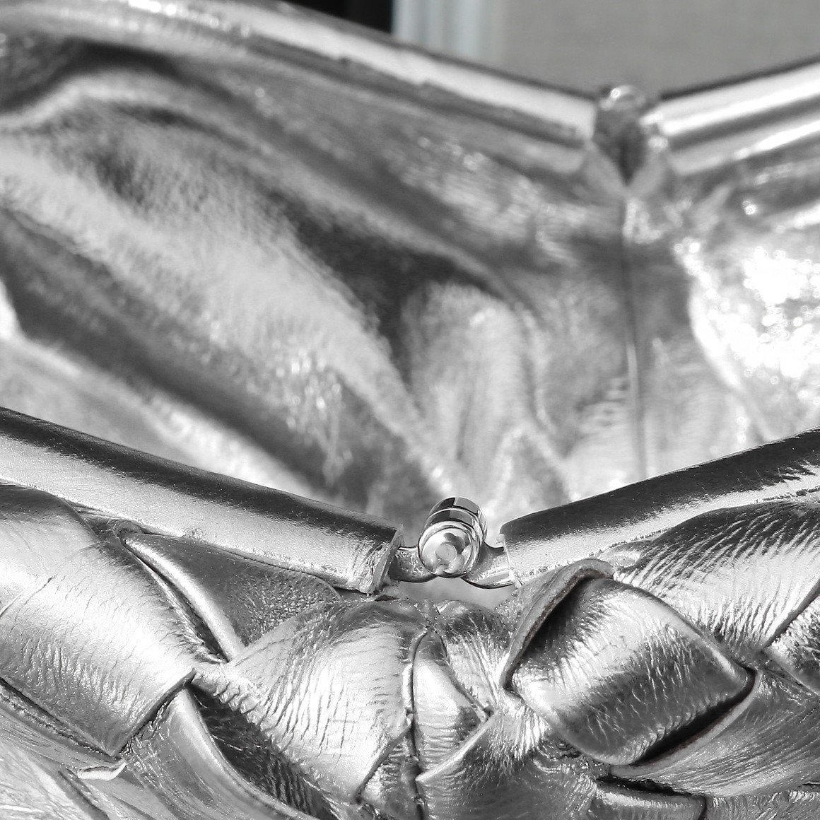 Bagsaaa B0tt*ga Ven*ta Small Lauren 1980 Silver 805018 - 20.5cm