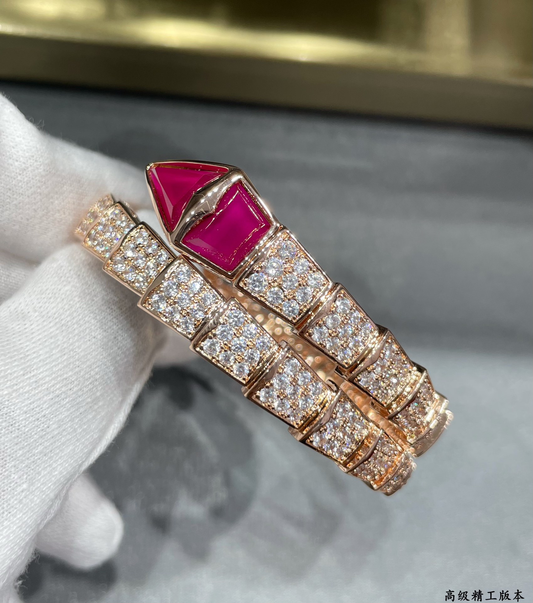 Bagsaaa Bv1g*ai Serpenti Viper Bracelet rose gold & D1am0nds