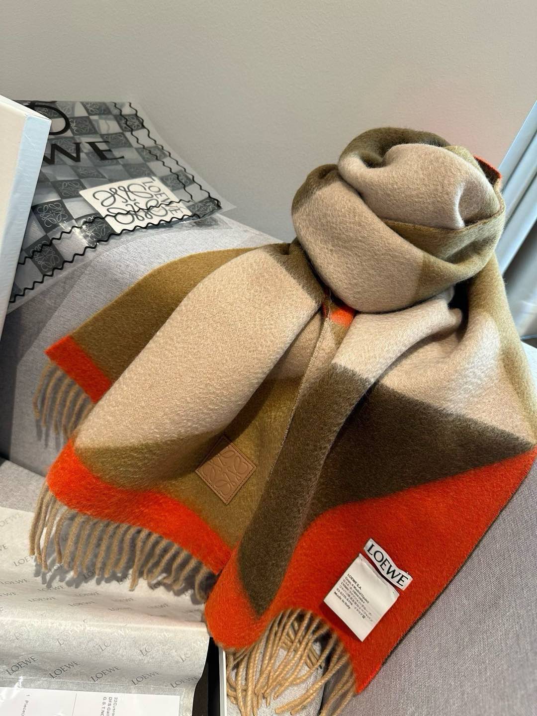 Bagsaaa L0ew* Scarf - 32x190cm
