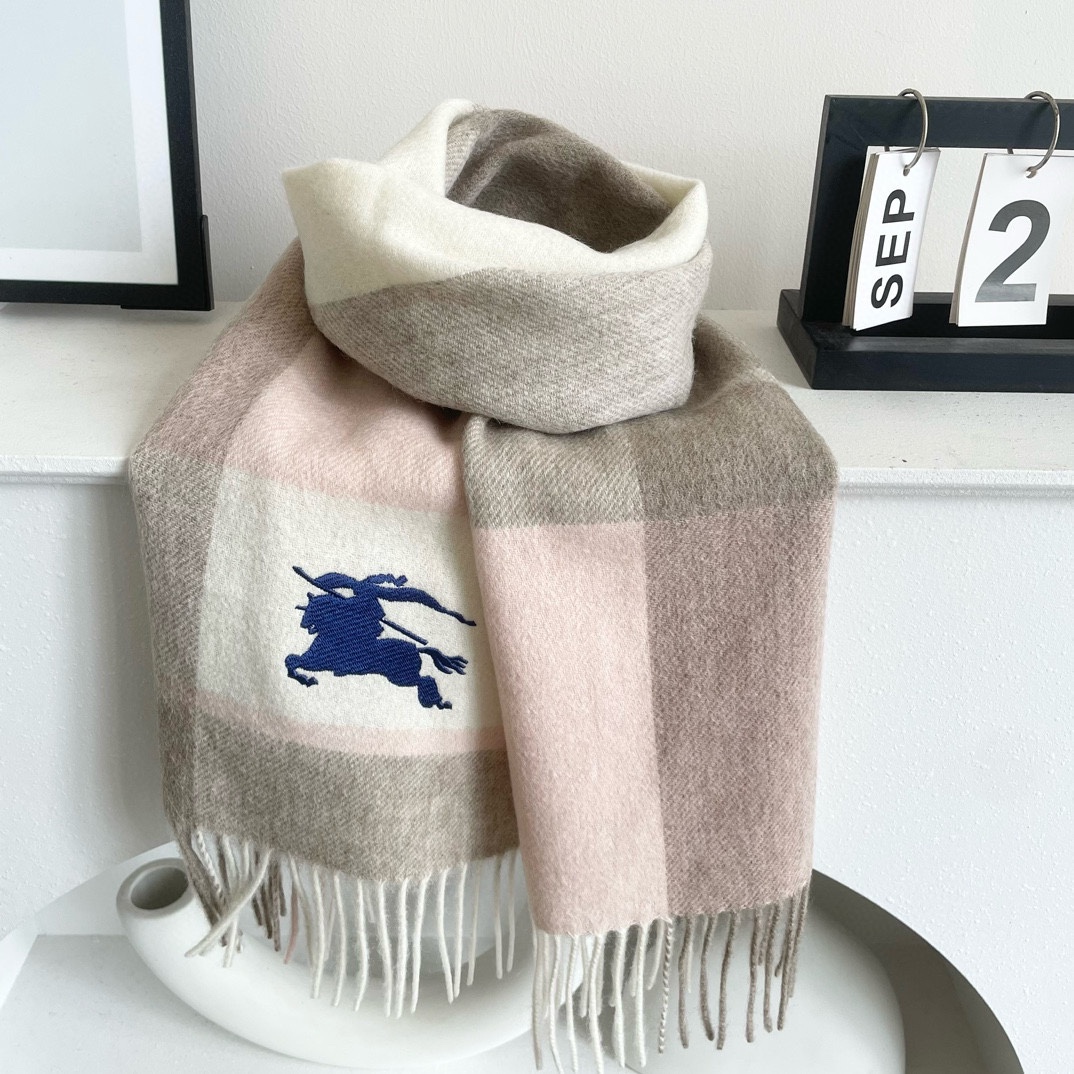 Bagsaaa Bv*b*rry Scarf - 70x200cm