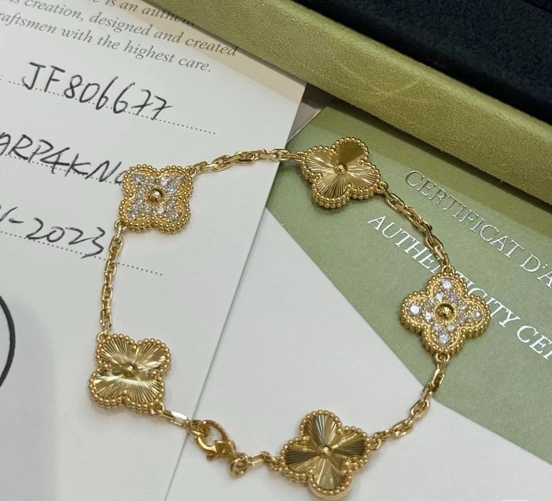 Bagsaaa V*n Cl**f & Arp*1s Vintage Alhambra D1am0nd 5 Motifs Bracelet Gold Color