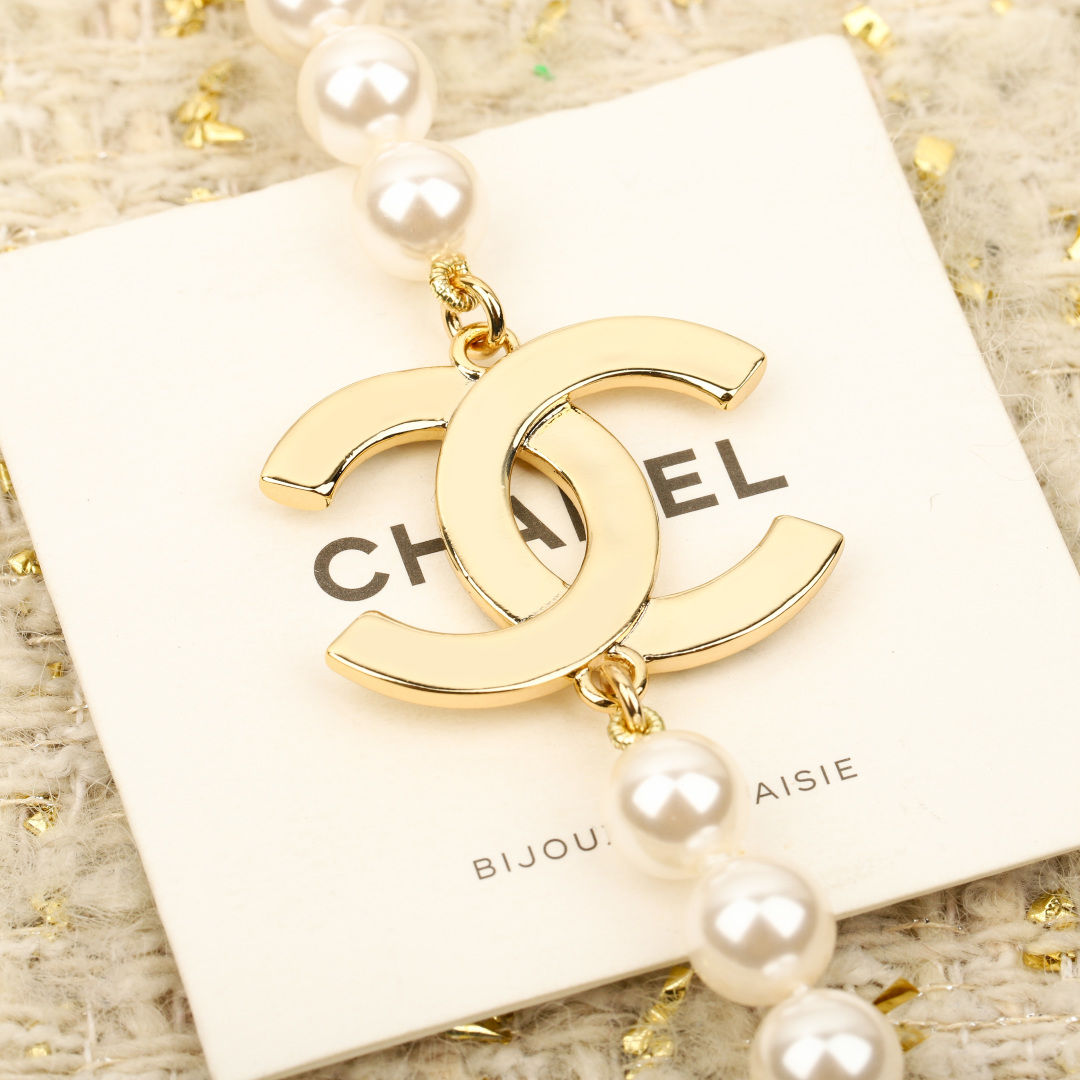 Bagsaaa Ch**el Long Pearl Necklace