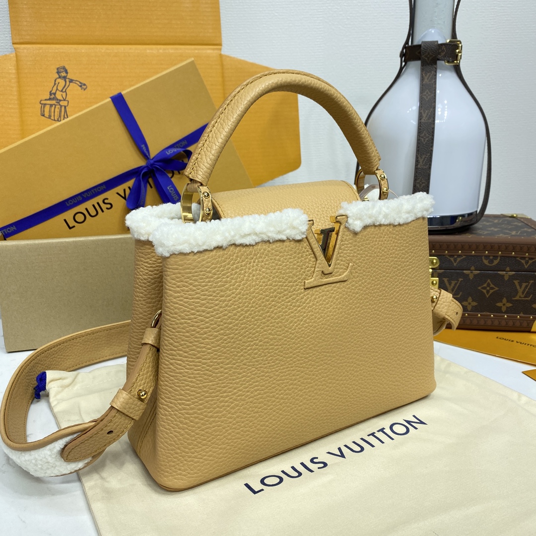 Bagsaaa L0vis Vvtt0n M59267 Capucines BB Bag Light Brown leather and shearling - 27cm