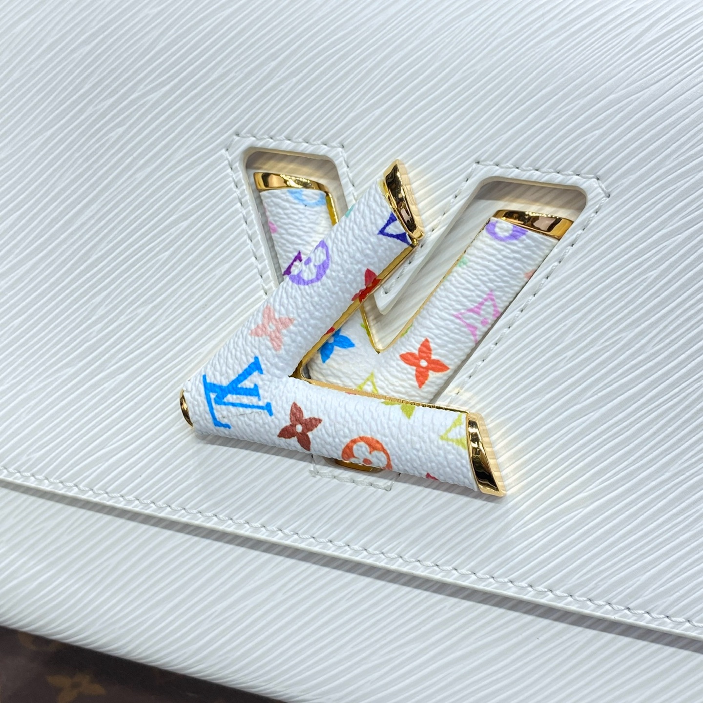 Bagsaaa M13678 LV x TM Twist MM Slim White - 23 x 16 x 8 cm