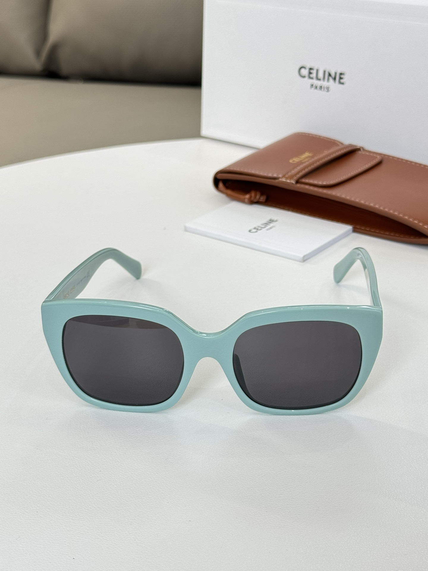 Bagsaaa Ce1i*e Mint Glasses