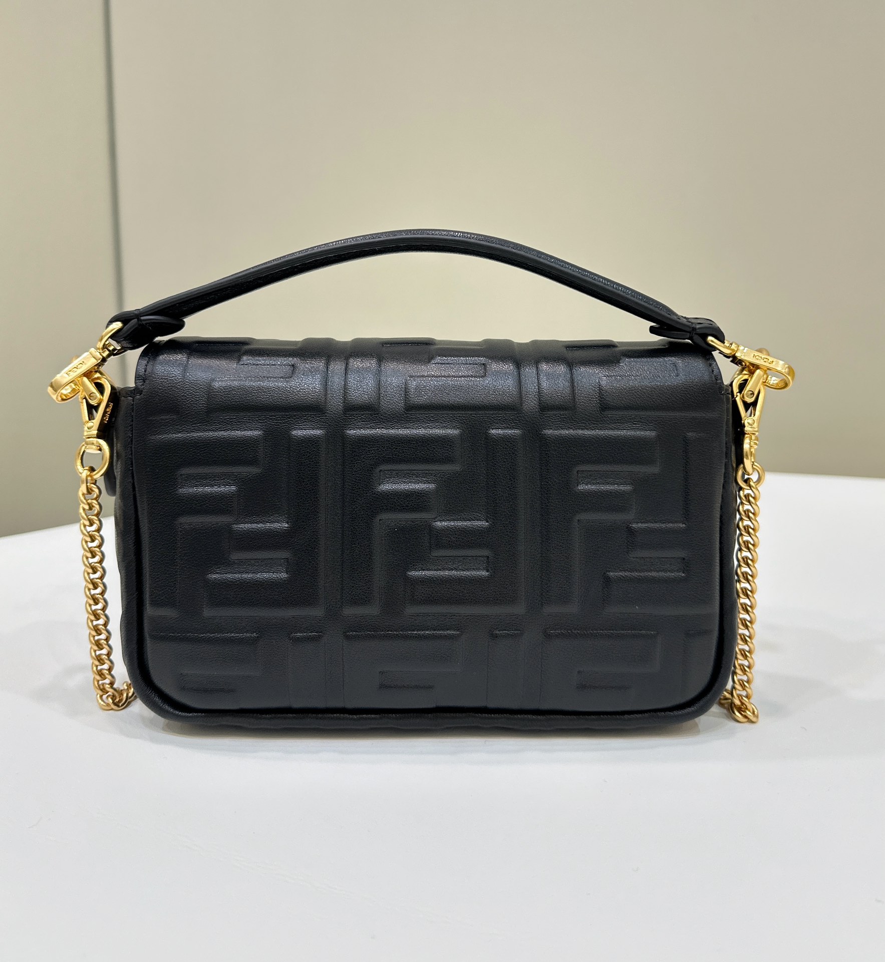 Bagsaaa F**di Baguette Mini Dove black nappa leather bag - 20cm