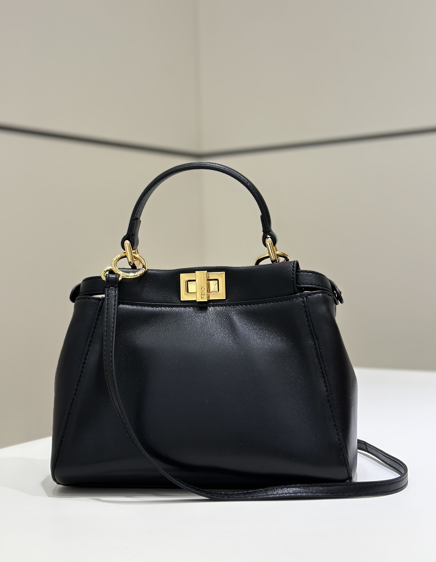 Bagsaaa F**di Peekaboo Mini Black nappa leather bag - 23cm