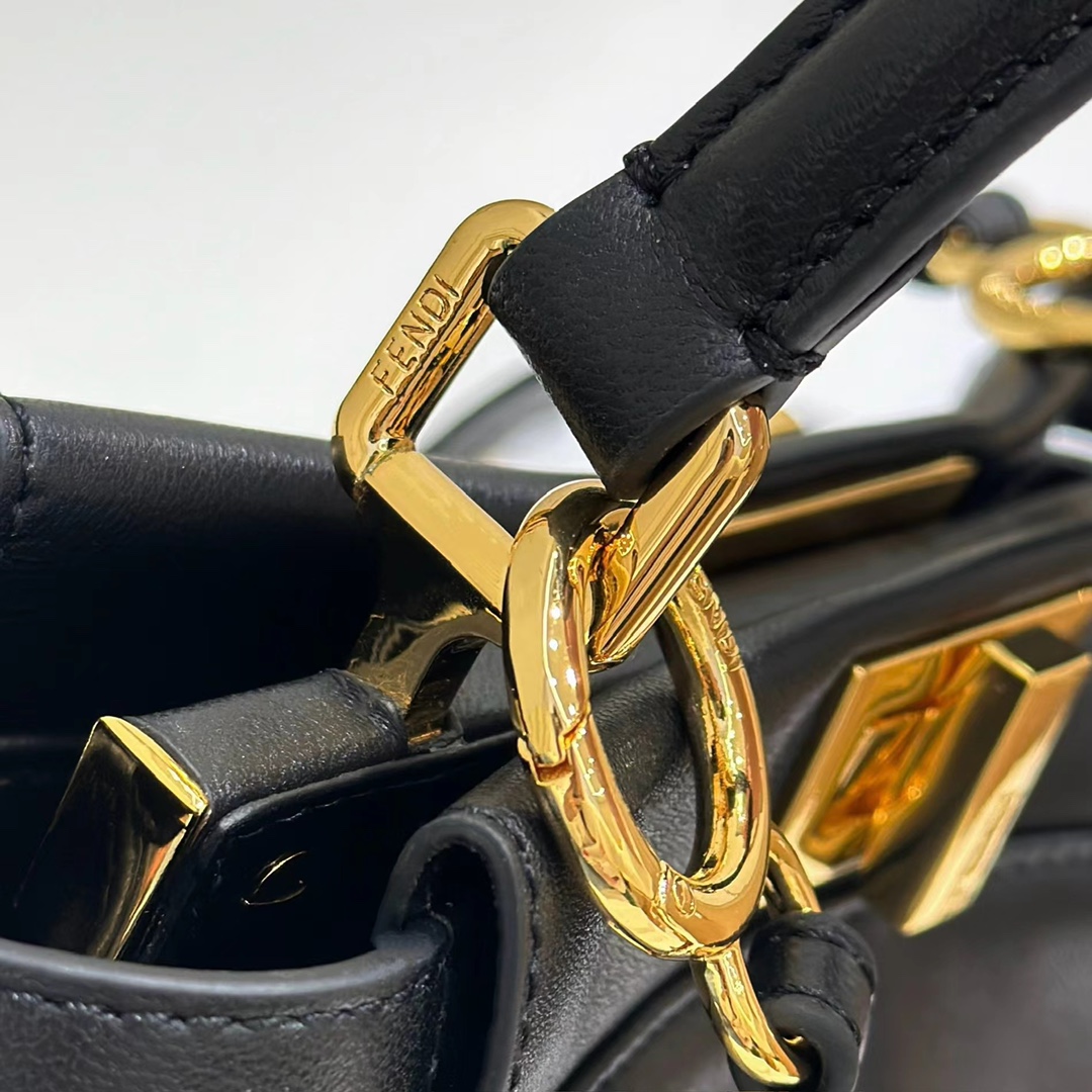 Bagsaaa F**di Peekaboo Mini Black nappa leather bag - 23cm
