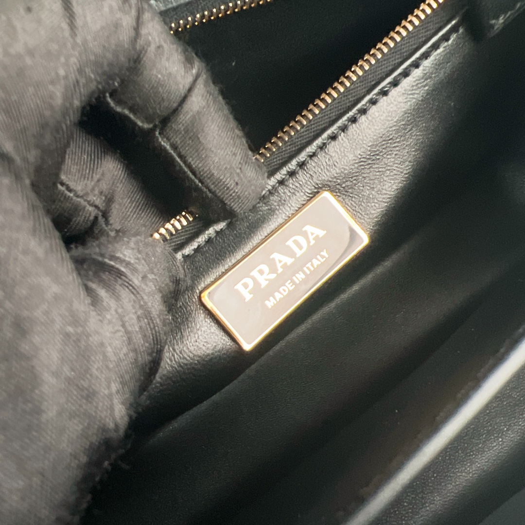 Bagsaaa Pra*a Medium leather shoulder bag 1BN023 black - 28cm