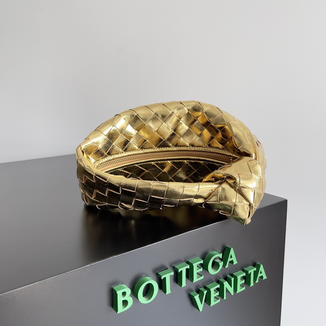 Bagsaaa B0tt*ga Ven*ta Mini Jodie 651876 gold - 26cm