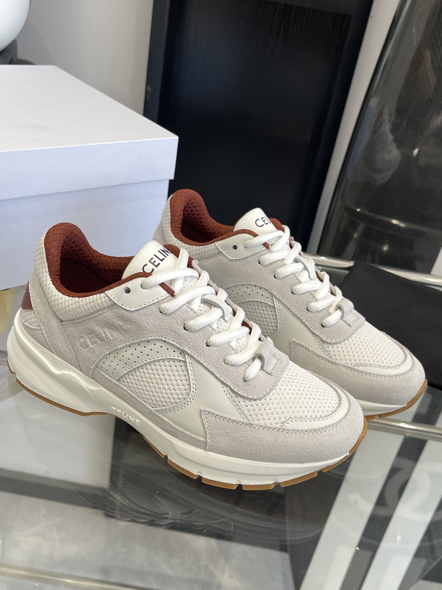 Bagsaaa Ce1i*e Runner Cr-03 Low Lace-Up Sneaker In Mesh, Suede & Calfskin Beige & Burgundy