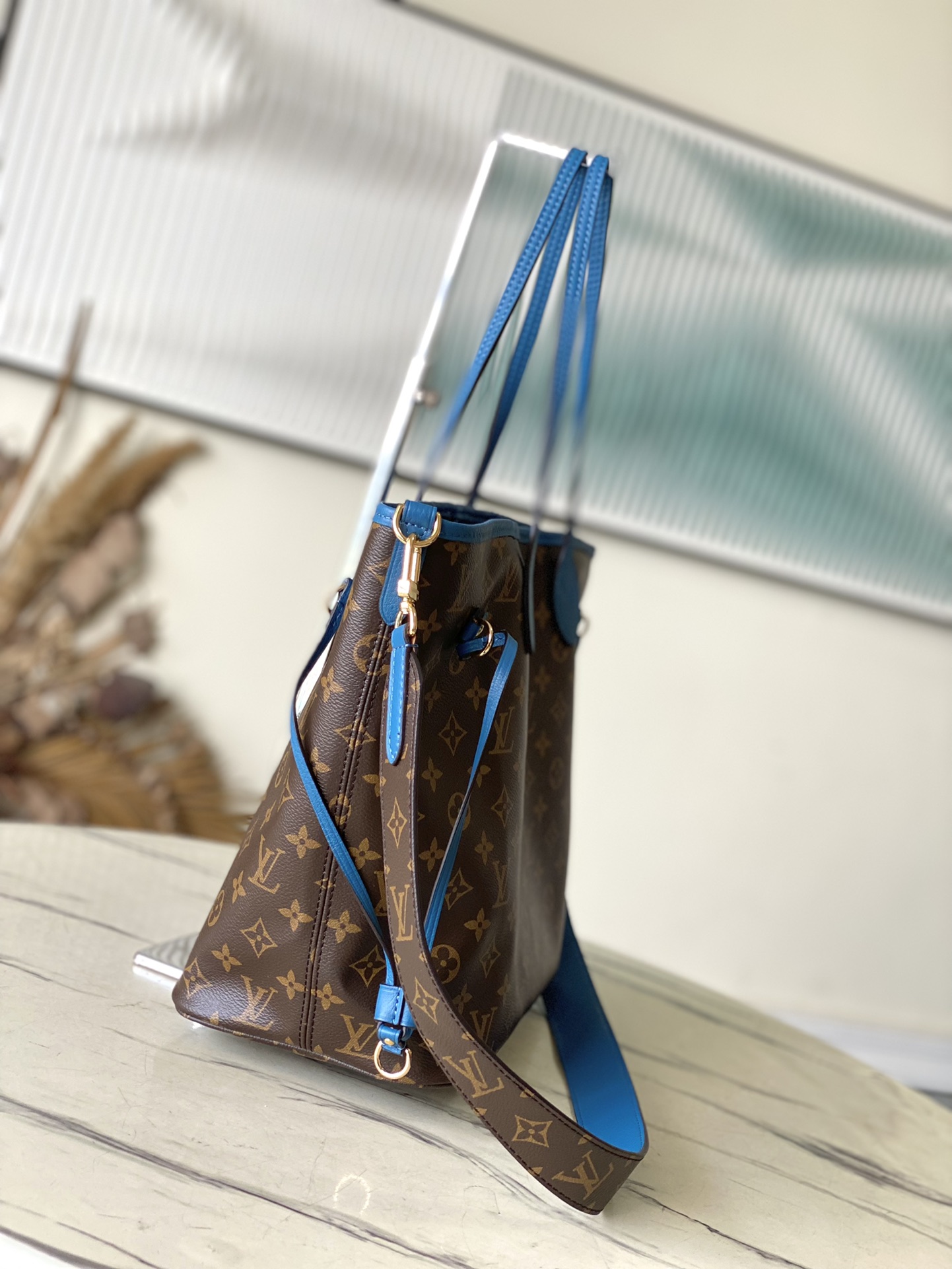 Bagsaaa LV M13753 Neverfull Reversible Bandoulière Inside Out MM Tote Bag Blue - 31 x 28 x 14 cm