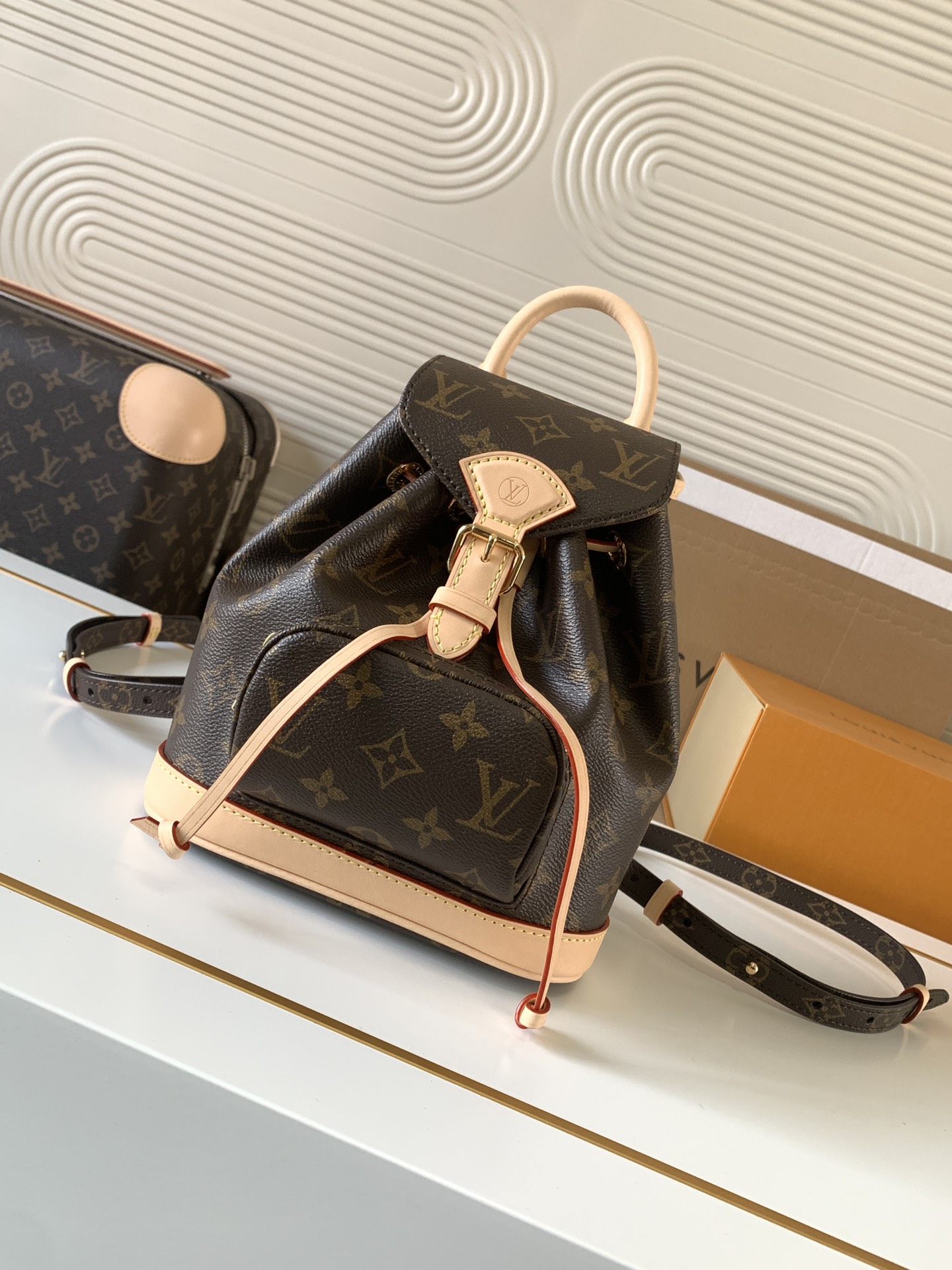 Bagsaaa L0vis Vvtt0n M11199 Montsouris Mini Backpack Monogram - 25cm
