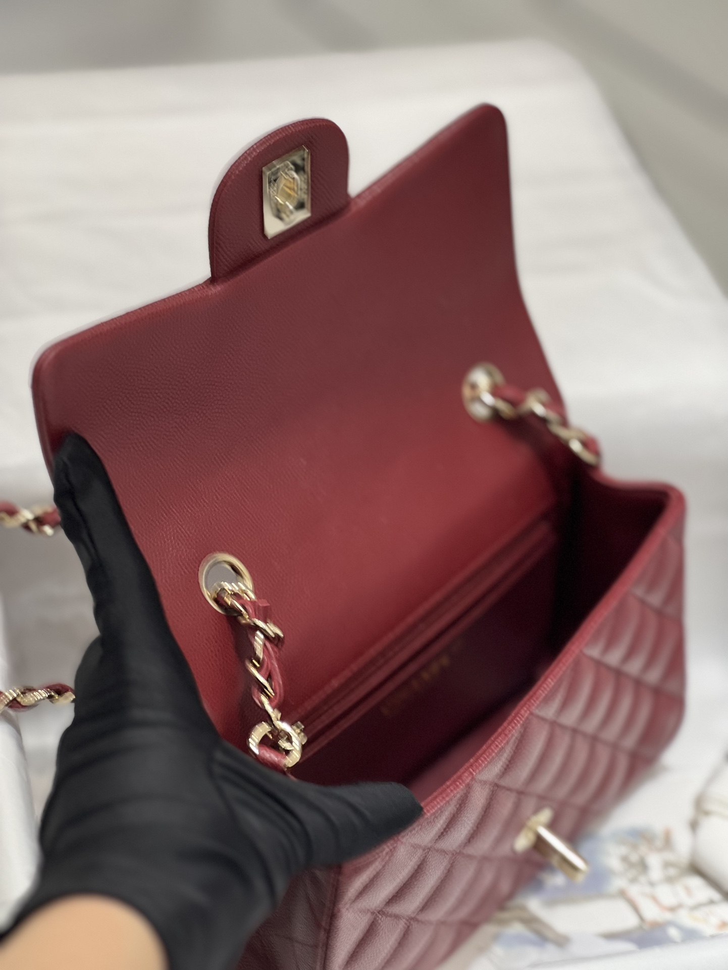 Bagsaaa Ch**el Mini Flap Bag Caviar Dark Red & Gold Hardware - 20cm