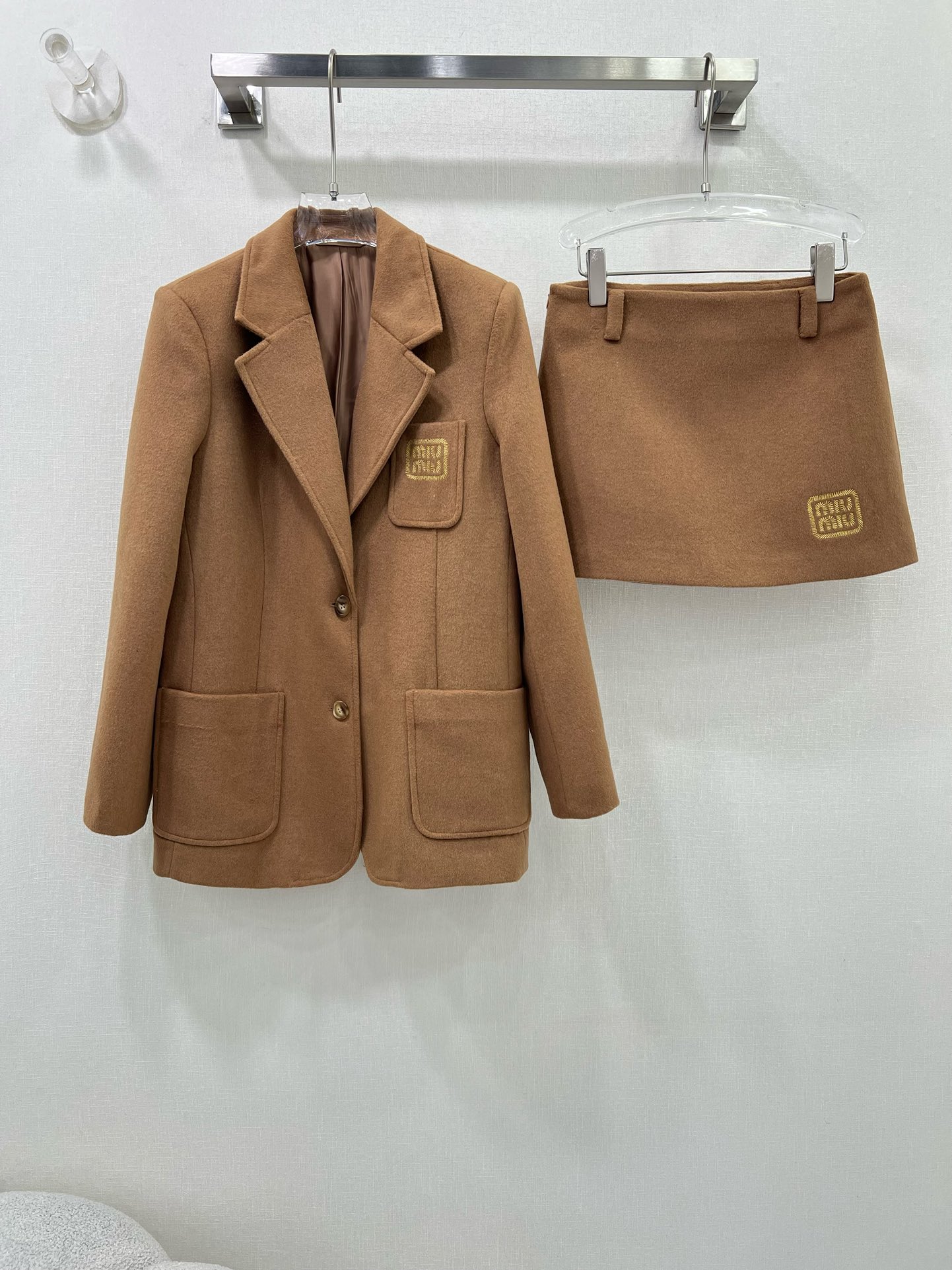 Bagsaaa M1um1u Single-breasted camel-hair jacket Camel Brown